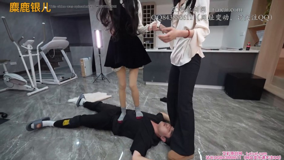 Chinese Femdom yin er